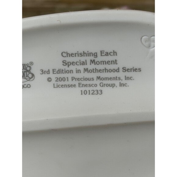 Precious Moments 2001 Cherishing Each Special Moment Motherhood #101233 - No Box - Picture 11 of 11